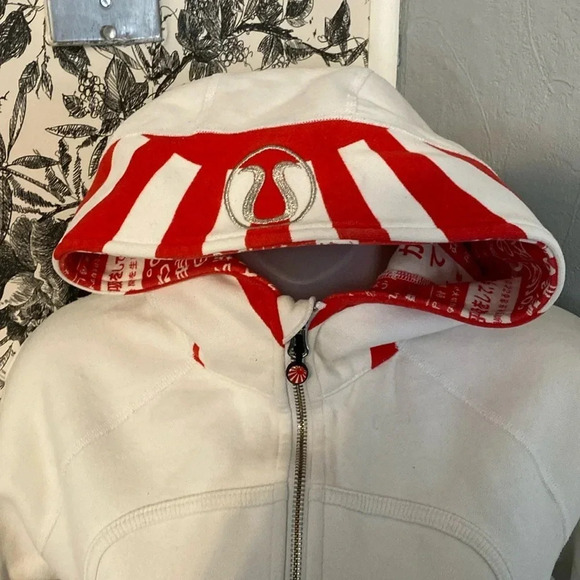 2010 Lululemon special edition scuba hoody rare - Picture 2 of 8